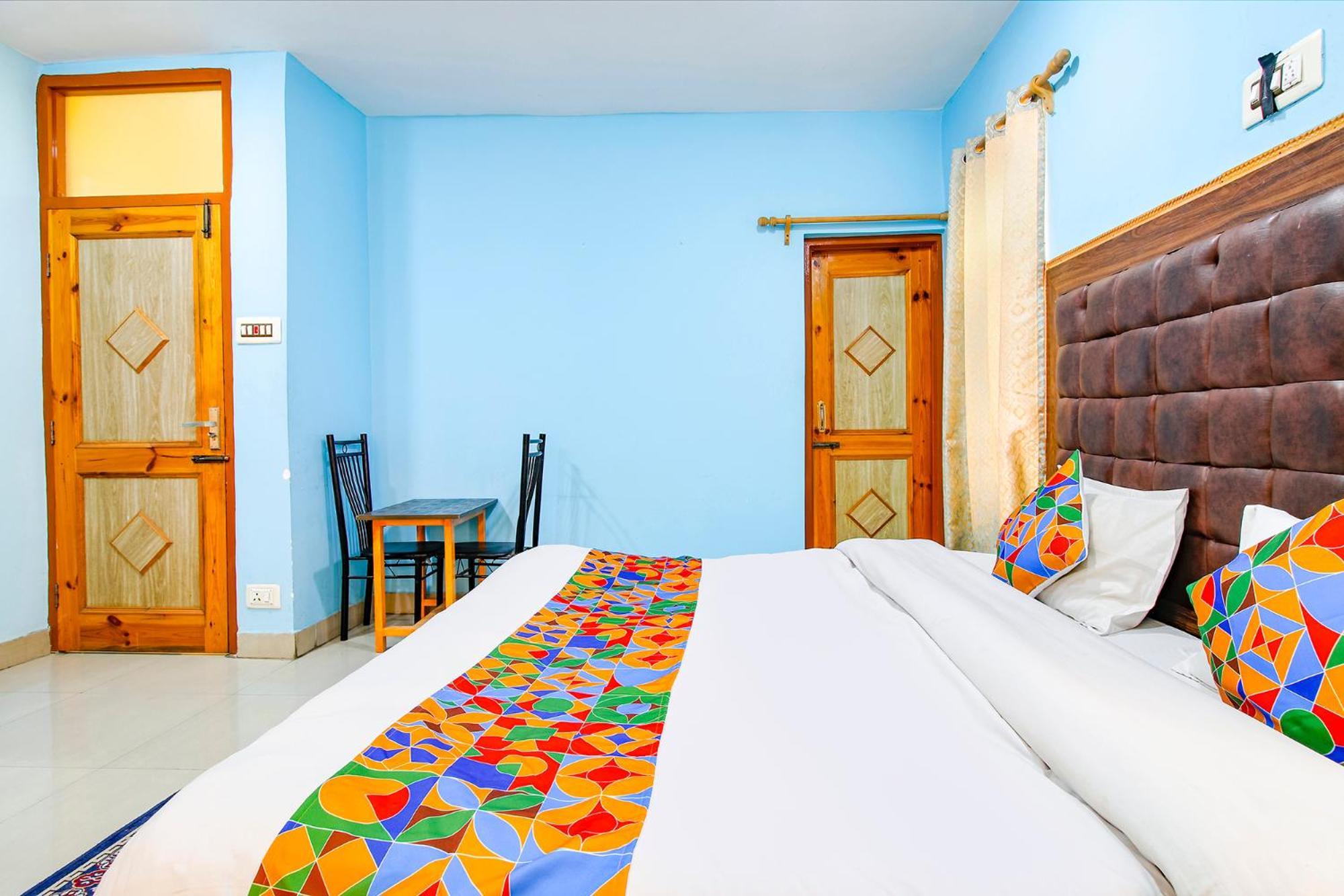 Fabhotel Grand Comforts Haidarpur Exteriör bild