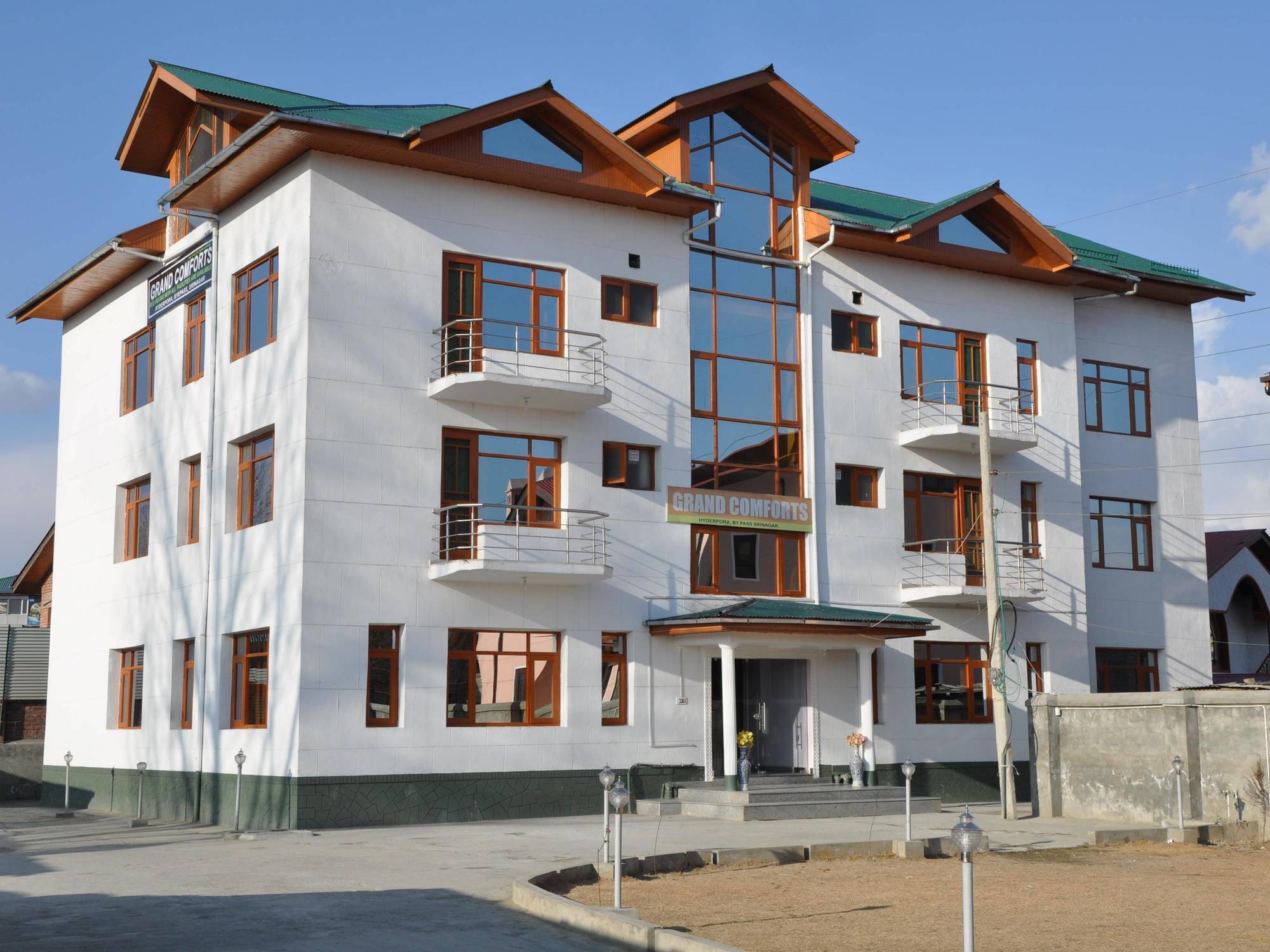 Fabhotel Grand Comforts Haidarpur Exteriör bild